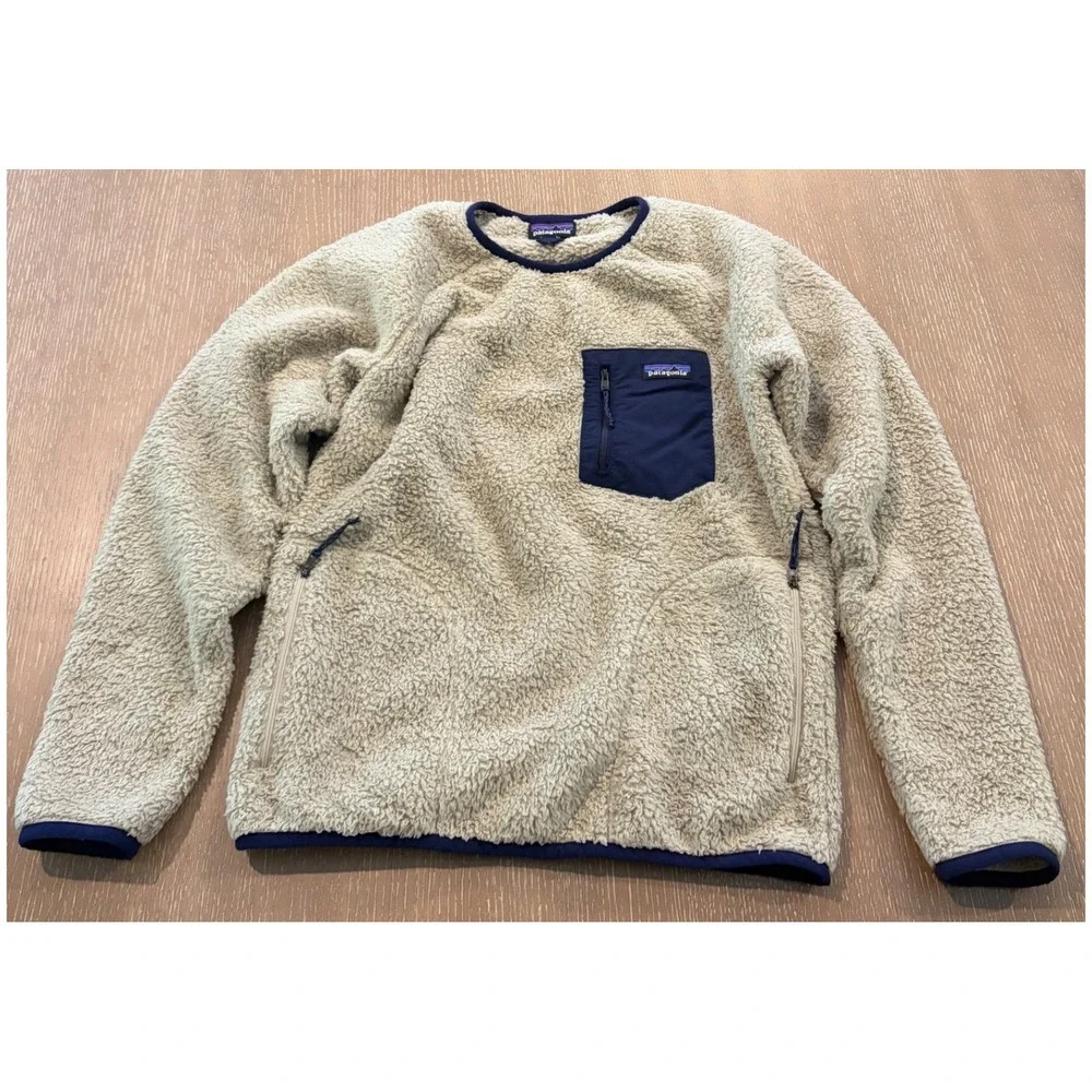 Patagonia Men's Medium Los Gatos Cream Sherpa Fleece Crewneck Pullover Navy Trim